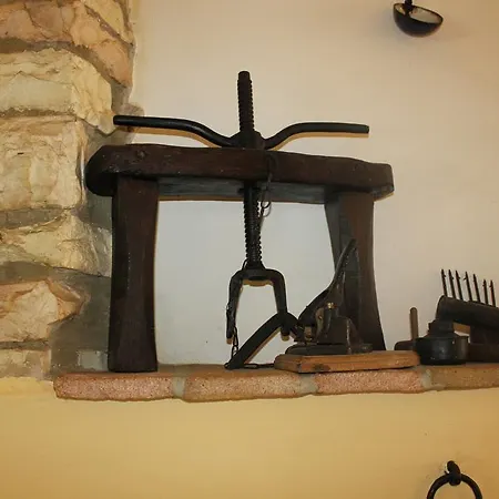 Agriturismo Gli Ippocastani Κατάλυμα σε φάρμα Pergola