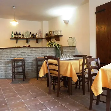 Κατάλυμα σε φάρμα Agriturismo Gli Ippocastani Pergola